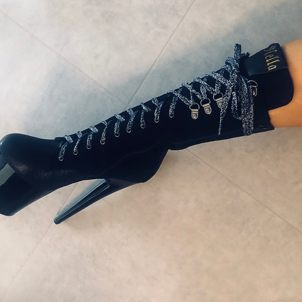 Laces - Elephant Print Black