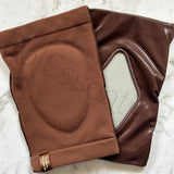 PolEssentials Grippy Gel Knee Pads in brown – slim fit for pole dancing.