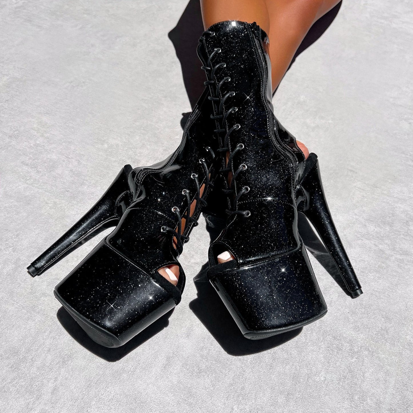 The Glitterati - OHOT Boot - Sin City - 7INCH