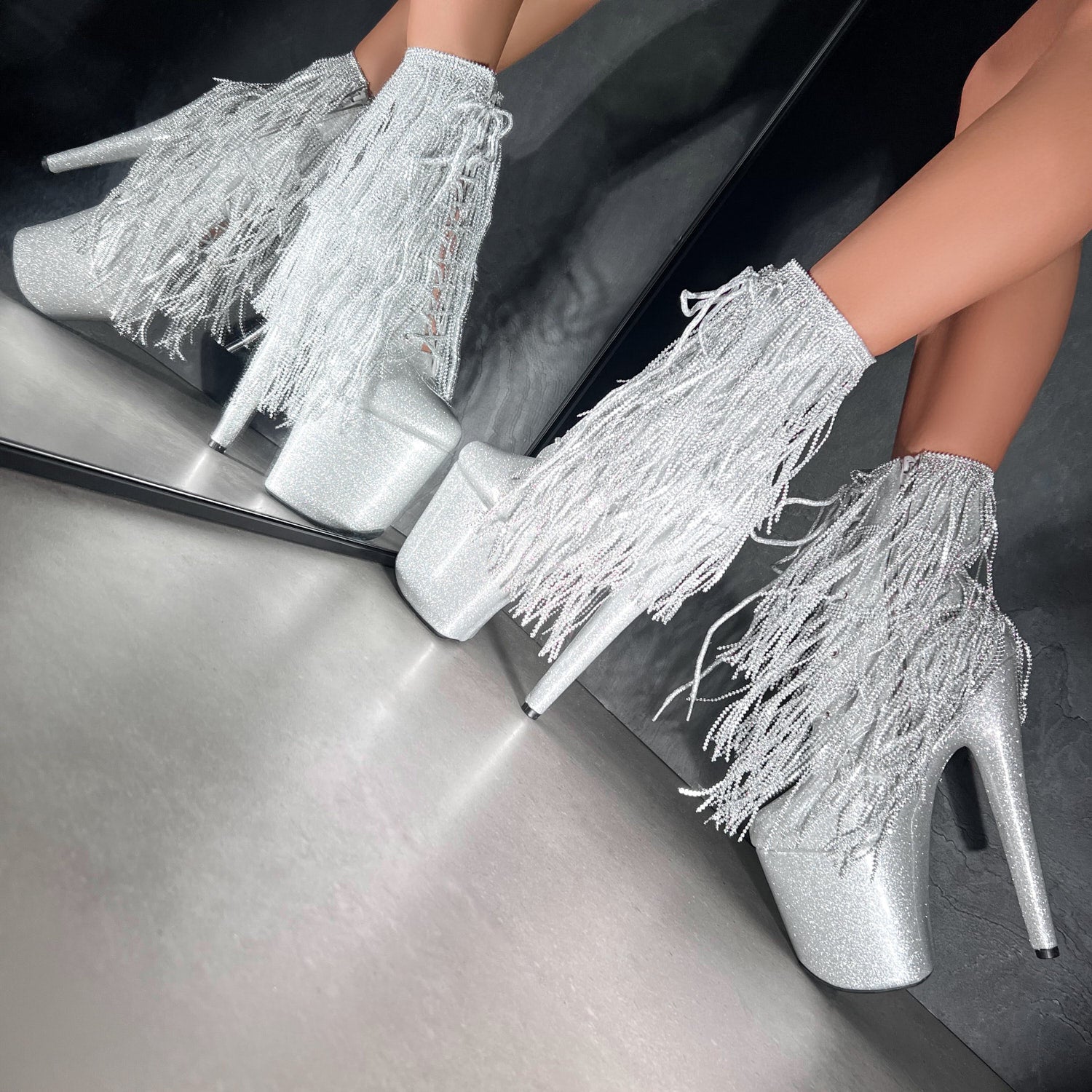 Chrome Cowgirls - Wide Fit Boot - Silver Glitterati - 8INCH - Wide Fit