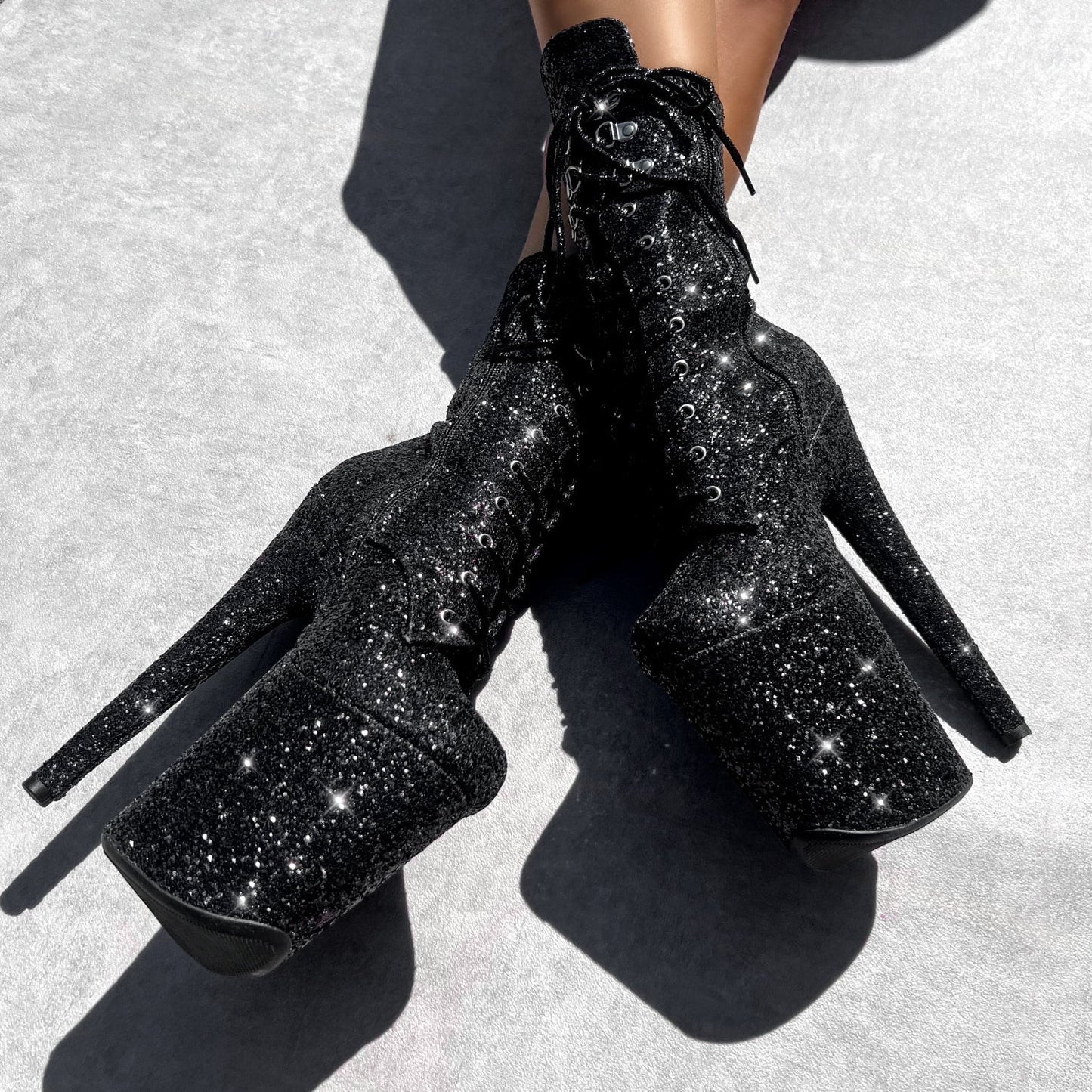 The Glitterati Xtra - Wide Fit Boot - BLACK CAVIAR - 8INCH