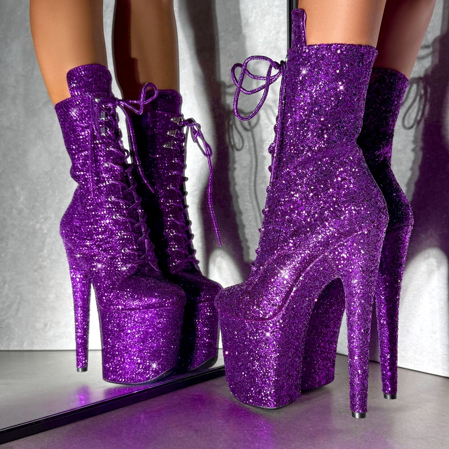 The Glitterati Xtra - Boot - ENIGMA PURPLE - 8INCH