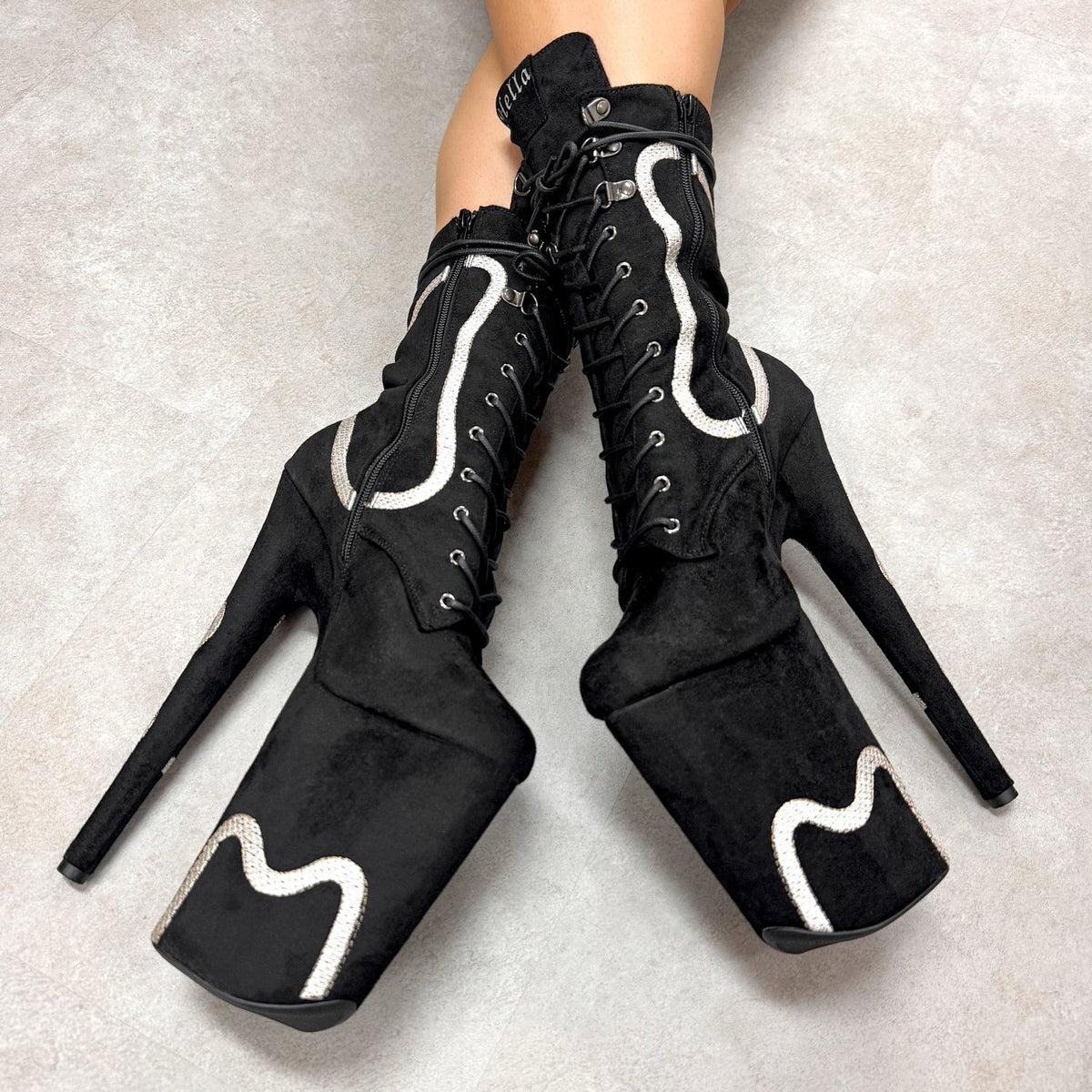 Snake In My Boot - BLACK - 9 INCH