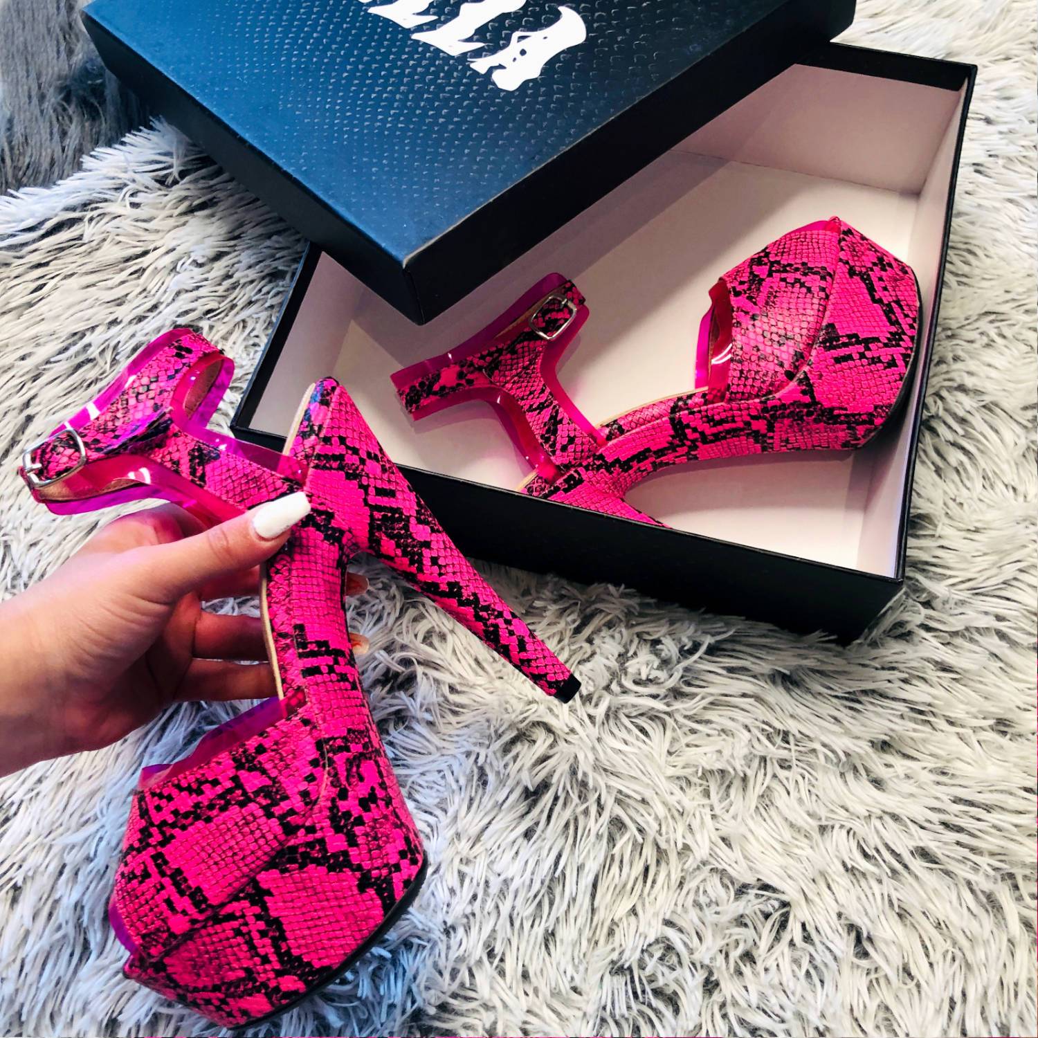 HissyFit Stiletto - 6 INCH, stripper shoe, stripper heel, pole heel, not a pleaser, platform, dancer, pole dance, floor work